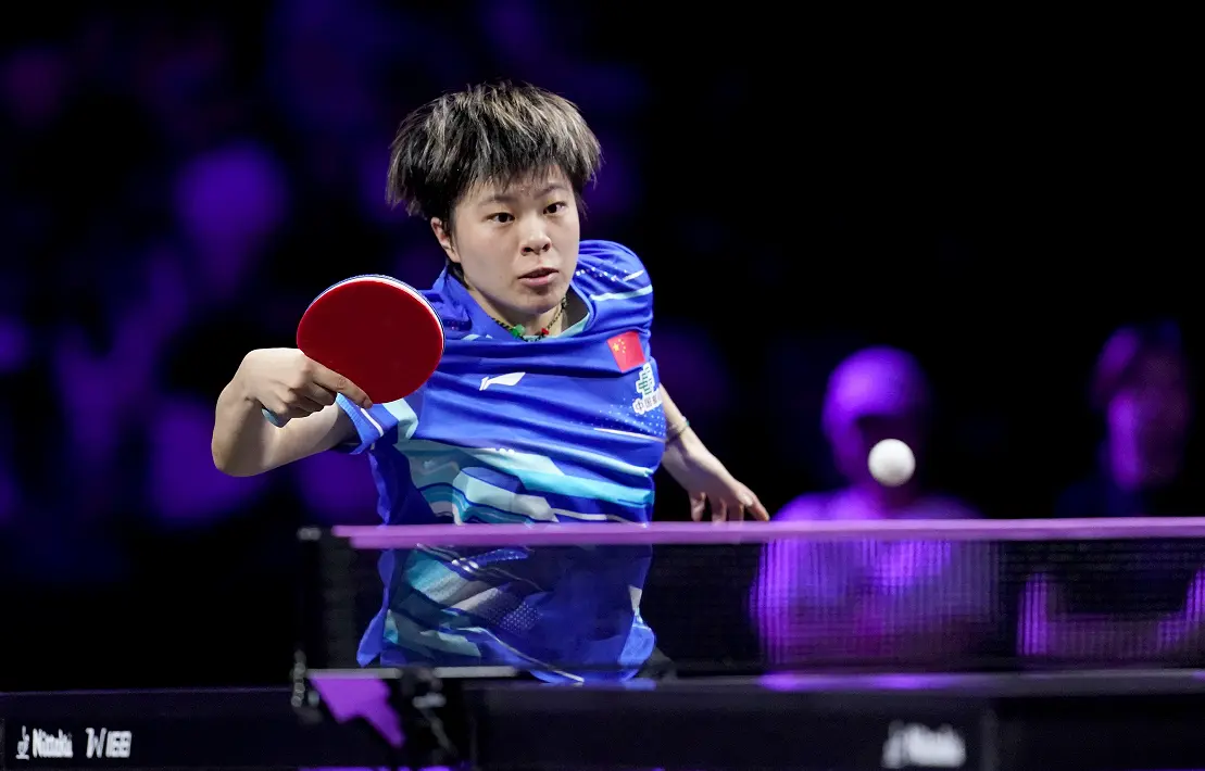 娜高达最近, div